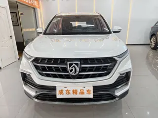 Baojun 530 2018 купить из Китая, цена 1 163 000 ₽ — Suifenhe Auto
