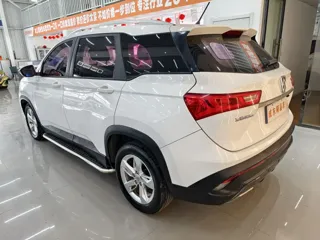 Baojun 530 2018 купить из Китая, цена 1 163 000 ₽ — Suifenhe Auto