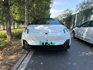Lynk & Co Z20 2024 купить из Китая, цена 3 476 000 ₽ — Suifenhe Auto