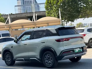 BYD Yuan UP 2025 купить из Китая, цена 1 837 000 ₽ — Suifenhe Auto
