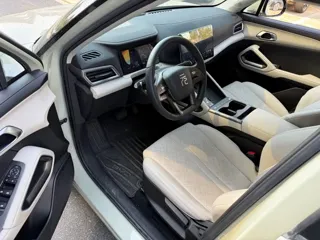 BYD Yuan UP 2025 купить из Китая, цена 1 837 000 ₽ — Suifenhe Auto