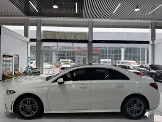 Mercedes-Benz A 2022 купить из Китая, цена 2 019 000 ₽ — Suifenhe Auto