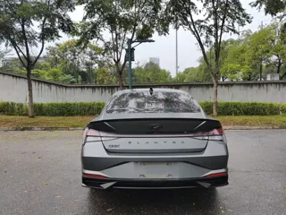 Hyundai Elantra 2023 купить из Китая, цена 1 705 000 ₽ — Suifenhe Auto