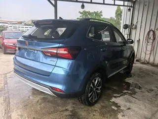 Roewe RX3 2018 купить из Китая, цена 1 068 000 ₽ — Suifenhe Auto