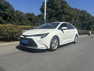 Toyota Levin 2021 купить из Китая, цена 1 289 000 ₽ — Suifenhe Auto