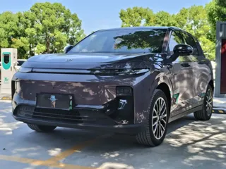 Leapmotor B10 2025 купить из Китая, цена 2 625 000 ₽ — Suifenhe Auto