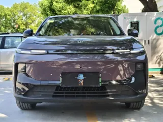 Leapmotor B10 2025 купить из Китая, цена 2 625 000 ₽ — Suifenhe Auto
