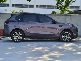 Leapmotor B10 2025 купить из Китая, цена 2 625 000 ₽ — Suifenhe Auto