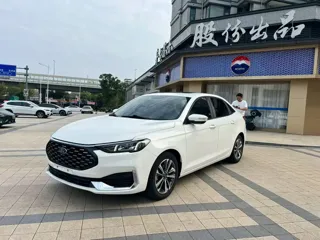 Ford Escort 2021 купить из Китая, цена 1 248 000 ₽ — Suifenhe Auto