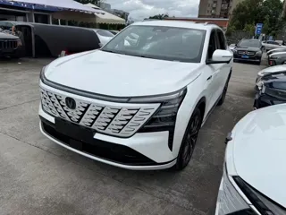 Changan CS75 2025 купить из Китая, цена 3 133 000 ₽ — Suifenhe Auto