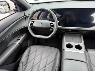 Changan CS75 2025 купить из Китая, цена 3 133 000 ₽ — Suifenhe Auto