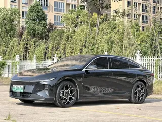 Changan Qiyuan A07 2024 купить из Китая, цена 2 968 000 ₽ — Suifenhe Auto