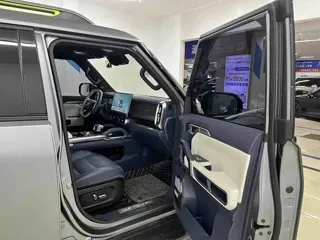 Jetour Traveller 2024 купить из Китая, цена 3 787 000 ₽ — Suifenhe Auto