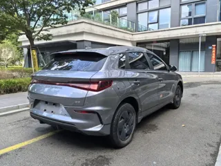 BYD e2 2023 купить из Китая, цена 1 349 000 ₽ — Suifenhe Auto
