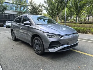 BYD e2 2023 купить из Китая, цена 1 349 000 ₽ — Suifenhe Auto