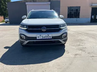 Volkswagen Tacqua 2023 купить из Китая, цена 1 655 000 ₽ — Suifenhe Auto