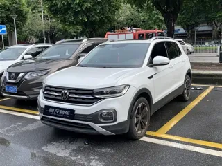 Volkswagen Tacqua 2021 купить из Китая, цена 1 565 000 ₽ — Suifenhe Auto
