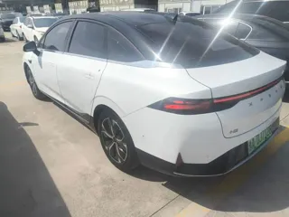XPeng P5 2021 купить из Китая, цена 3 283 000 ₽ — Suifenhe Auto