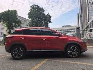 XPeng G3 2019 купить из Китая, цена 2 858 000 ₽ — Suifenhe Auto