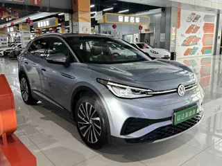 Volkswagen ID.4 X 2023 купить из Китая, цена 4 000 000 ₽ — Suifenhe Auto