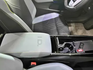 Volkswagen ID.4 X 2023 купить из Китая, цена 4 000 000 ₽ — Suifenhe Auto