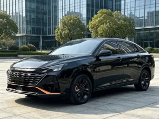 Dongfeng Aeolus Yixuan 2023 купить из Китая, цена 996 000 ₽ — Suifenhe Auto
