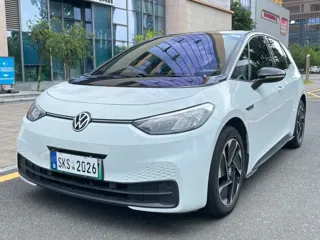 Volkswagen ID.3 2023 купить из Китая, цена 1 821 000 ₽ — Suifenhe Auto