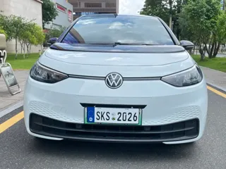 Volkswagen ID.3 2023 купить из Китая, цена 1 821 000 ₽ — Suifenhe Auto