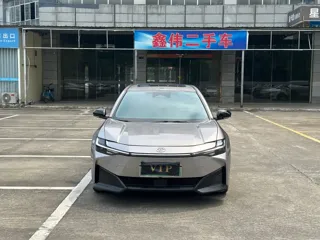 Toyota bZ3 2023 купить из Китая, цена 3 457 000 ₽ — Suifenhe Auto