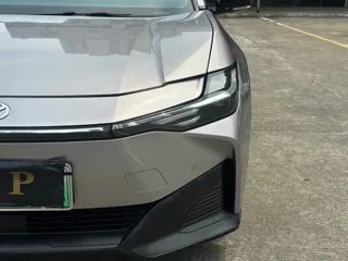 Toyota bZ3 2023 купить из Китая, цена 3 457 000 ₽ — Suifenhe Auto