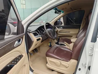 Baojun 730 2021 купить из Китая, цена 1 147 000 ₽ — Suifenhe Auto