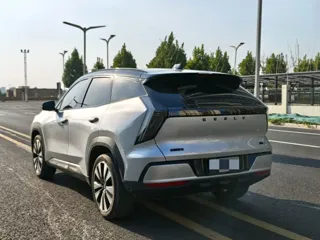 Geely Boyue L 2025 купить из Китая, цена 2 635 000 ₽ — Suifenhe Auto