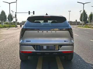 Geely Boyue L 2025 купить из Китая, цена 2 635 000 ₽ — Suifenhe Auto