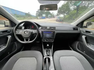 Volkswagen Santana 2019 купить из Китая, цена 1 149 000 ₽ — Suifenhe Auto
