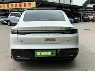 Leapmotor B01 2025 купить из Китая, цена 2 818 000 ₽ — Suifenhe Auto