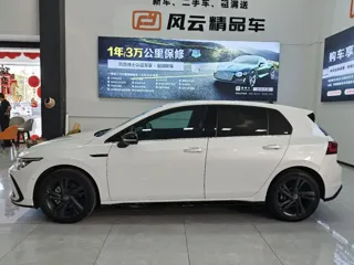 Volkswagen Golf 2022 купить из Китая, цена 1 988 000 ₽ — Suifenhe Auto