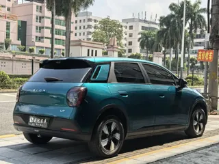 Aion UT 2025 купить из Китая, цена 1 528 000 ₽ — Suifenhe Auto
