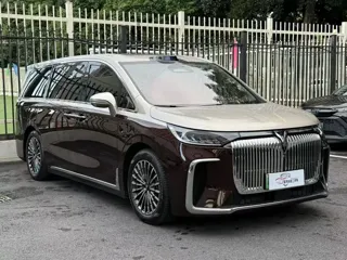 Voyah Dreamer 2025 купить из Китая, цена 8 625 000 ₽ — Suifenhe Auto