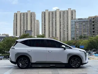 Aion Y 2023 купить из Китая, цена 3 374 000 ₽ — Suifenhe Auto