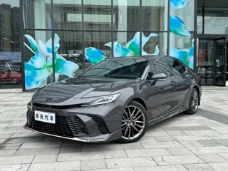 Toyota Camry 2025
