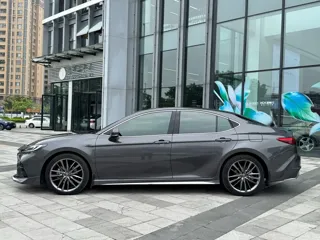 Toyota Camry 2025 купить из Китая, цена 4 203 000 ₽ — Suifenhe Auto