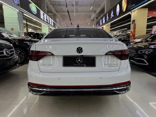 Volkswagen Sagitar 2022 купить из Китая, цена 1 858 000 ₽ — Suifenhe Auto