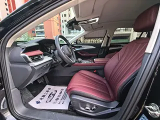 Hongqi H5 PHEV 2026 купить из Китая, цена 3 307 000 ₽ — Suifenhe Auto