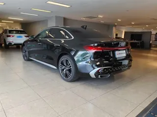 Audi A5L 2026 купить из Китая, цена 5 956 000 ₽ — Suifenhe Auto