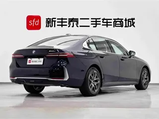 BMW 5 Series 2024 купить из Китая, цена 6 303 000 ₽ — Suifenhe Auto
