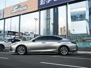 Lexus ES 2025 купить из Китая, цена 7 980 000 ₽ — Suifenhe Auto