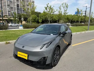 Lynk & Co Z20 2024 купить из Китая, цена 3 757 000 ₽ — Suifenhe Auto