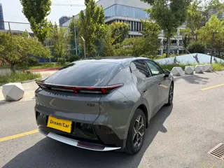 Lynk & Co Z20 2024 купить из Китая, цена 3 757 000 ₽ — Suifenhe Auto