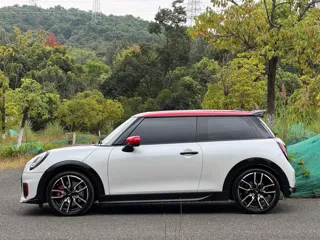 MINI JCW 2025 купить из Китая, цена 6 377 000 ₽ — Suifenhe Auto