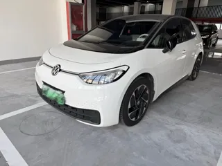 Volkswagen ID.3 2025 купить из Китая, цена 1 695 000 ₽ — Suifenhe Auto